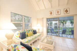 Villa, 3 Bedrooms (Courtyard) | Living area | Plasma TV