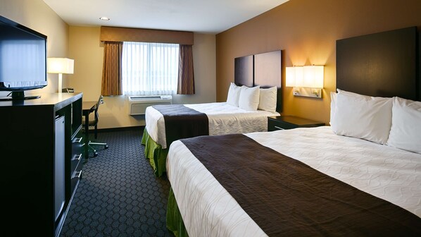 Standard Room, 2 Queen Beds, Non Smoking | Premium bedding, pillowtop beds, in-room safe, desk