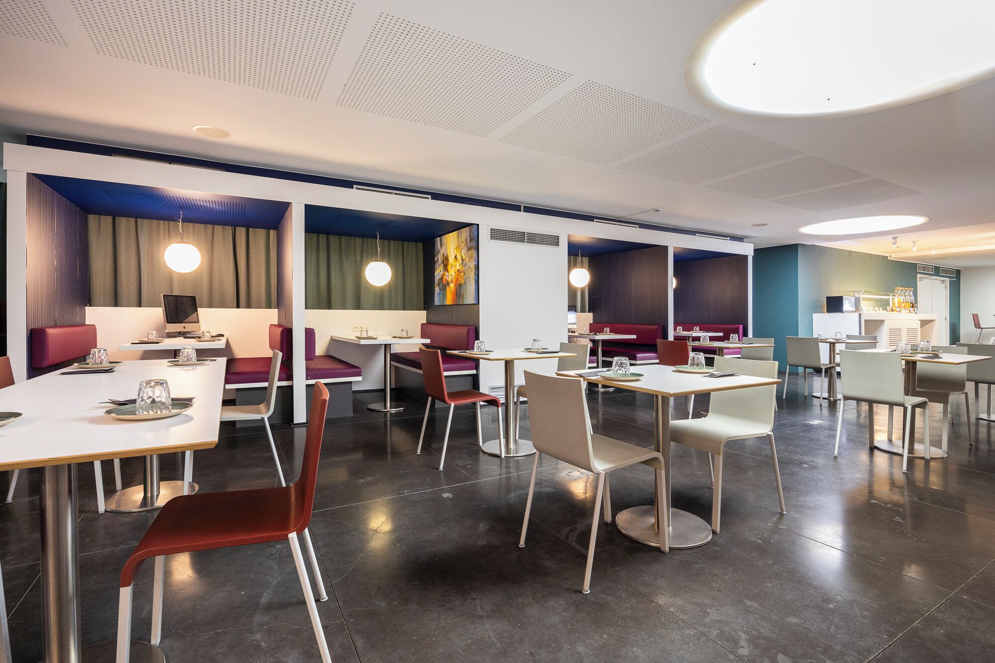 Photo - Louise Hotel