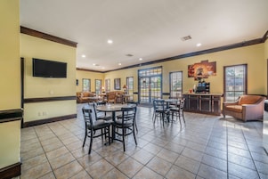 Desayuno buffet incluido todos los días 