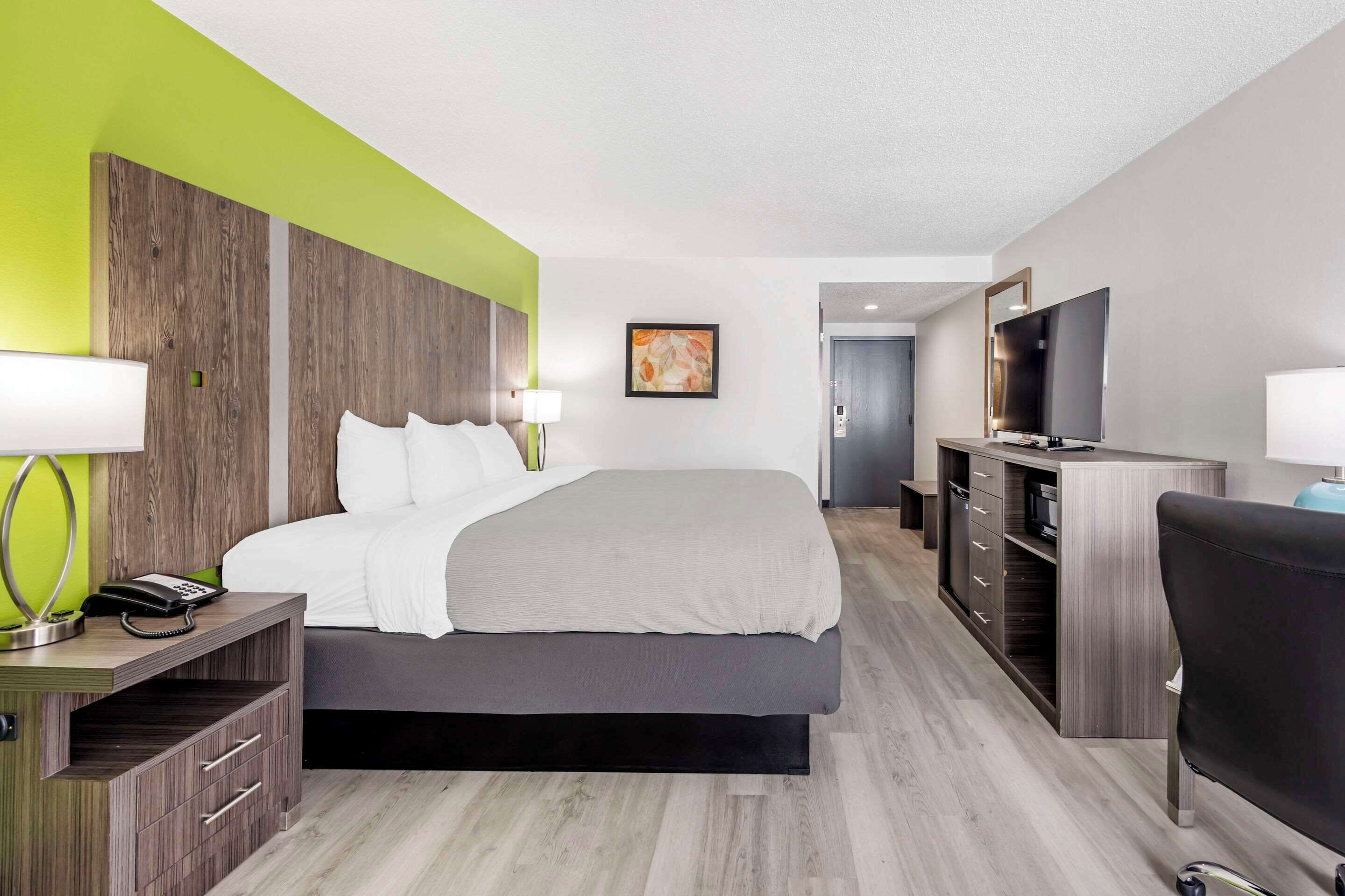 Bureau, espace de travail pour ordinateur portable