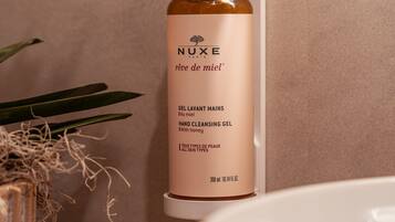 Eco-friendly toiletries, hair dryer, bidet, towels