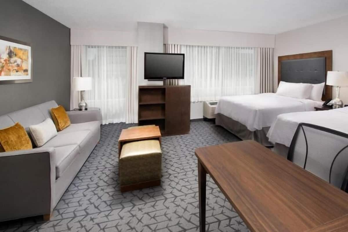 Desk, iron/ironing board, free cots/infant beds, free WiFi