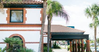 The Flagler Inn