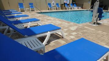 Outdoor pool, open 8:00 AM to 9:00 PM, pool umbrellas, sun loungers