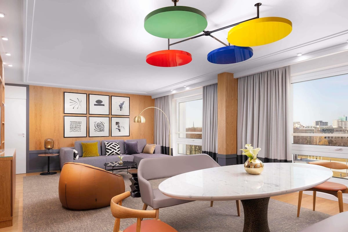 Luxury Suite, 1 King Bed, Kitchenette (Opera) | 1 bedroom, premium bedding, in-room safe, blackout curtains