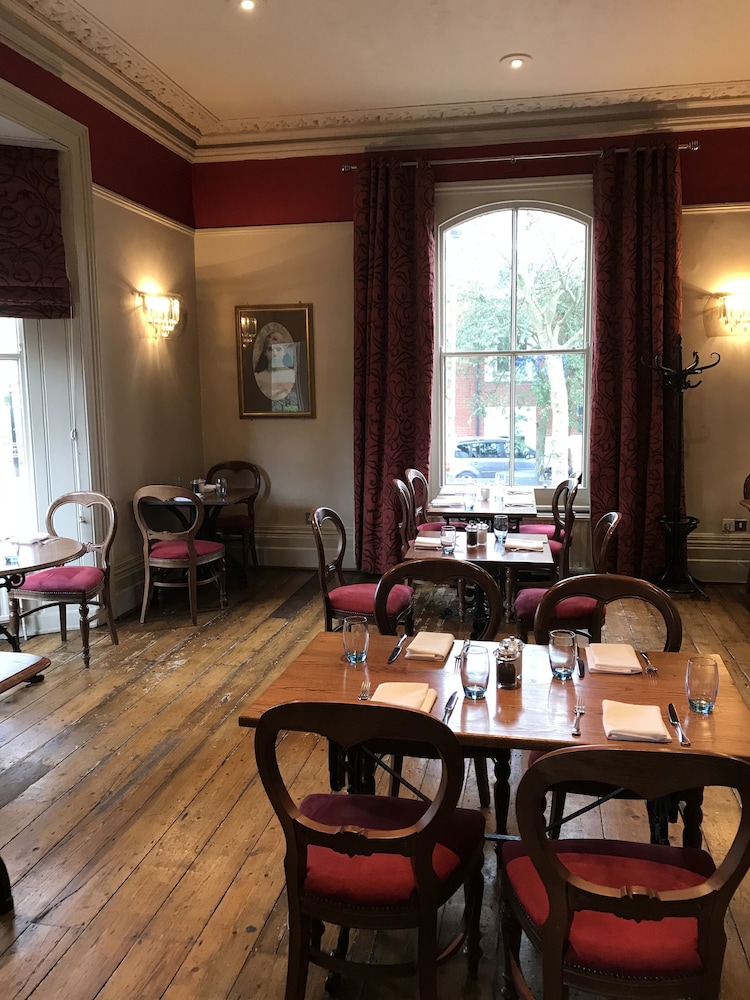 The Belmont Hotel, Leicester by null