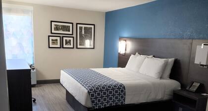 La Quinta Inn & Suites by Wyndham Houston Stafford Sugarland