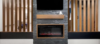 La Quinta Inn & Suites by Wyndham Houston Stafford Sugarland