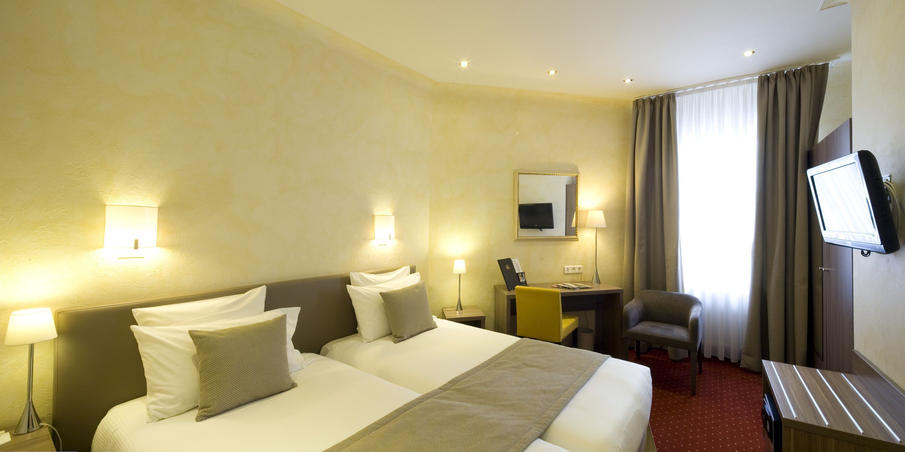 Minibar, in-room safe, desk, soundproofing