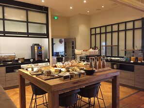 Daily buffet breakfast (EUR 19 per person)
