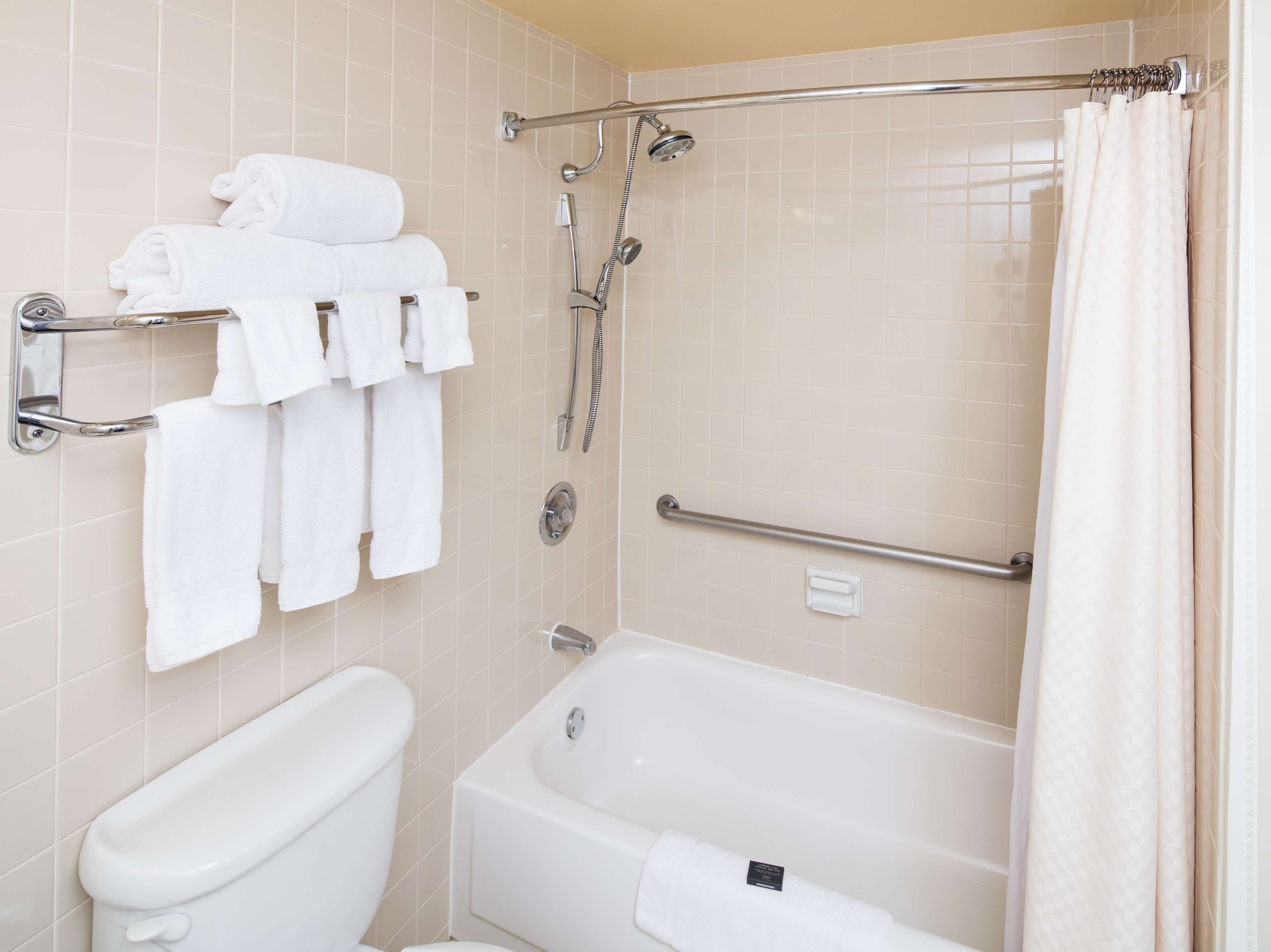 Photo - Red Lion Hotel Bellevue