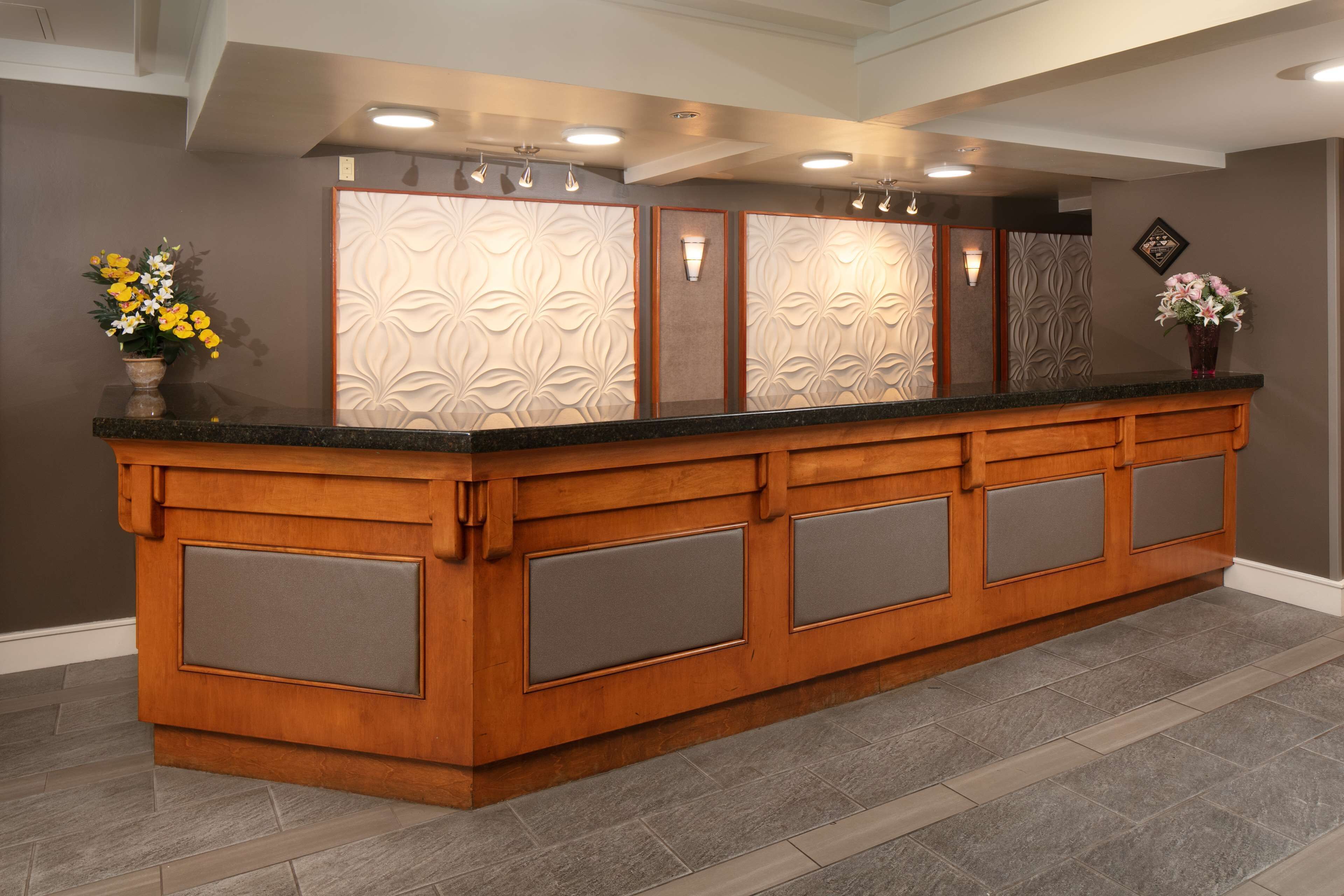 Photo - Red Lion Hotel Bellevue