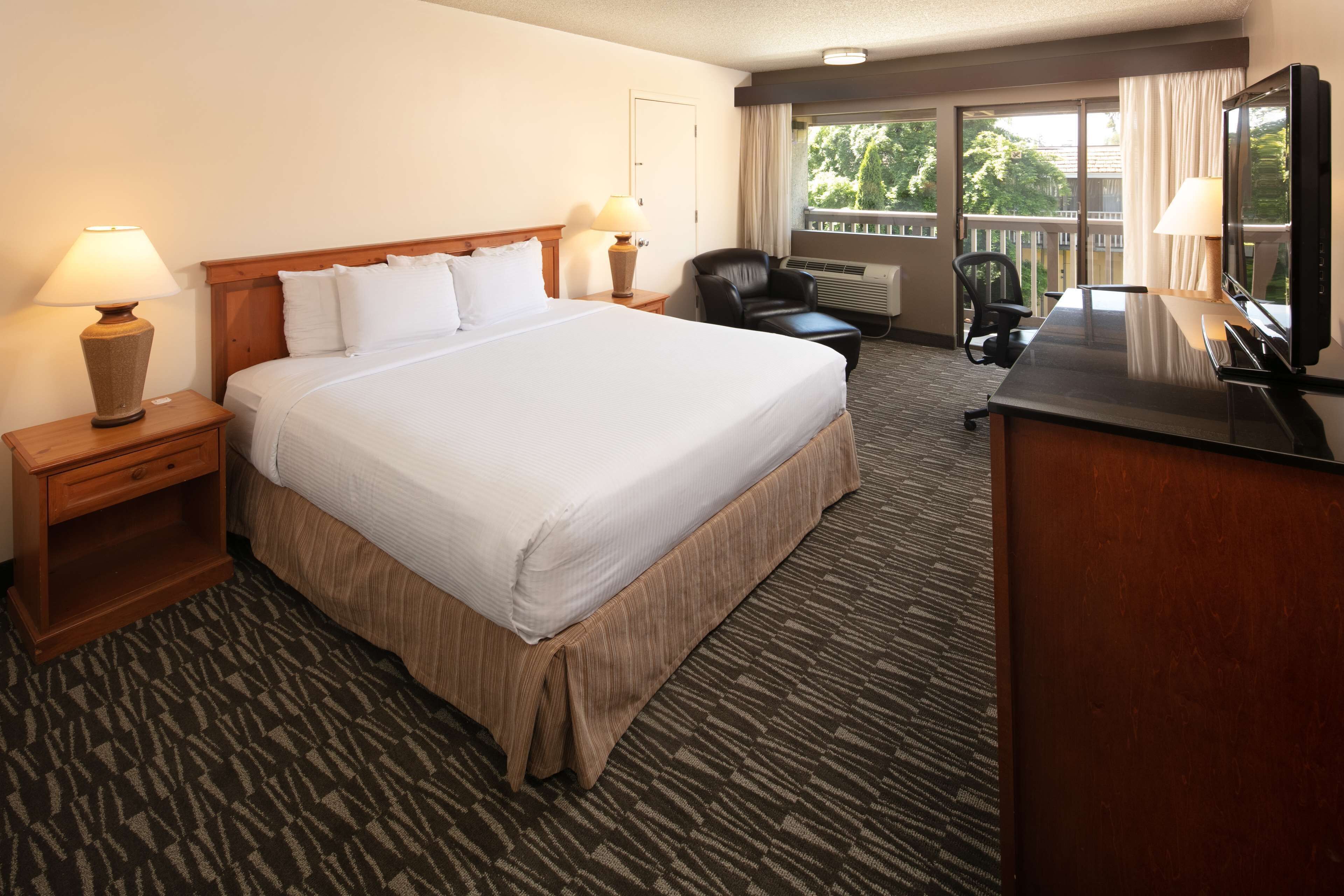 Photo - Red Lion Hotel Bellevue