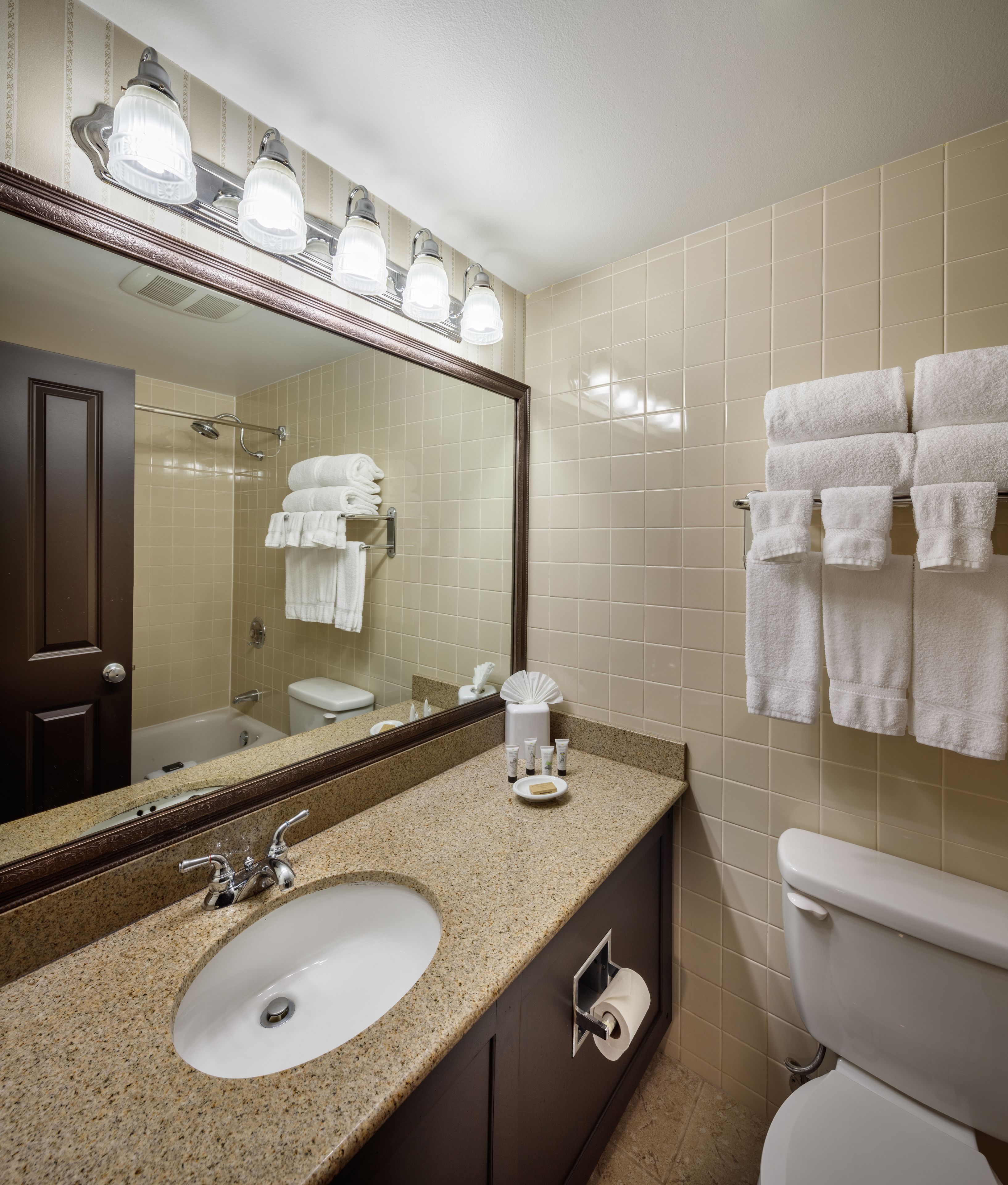 Photo - Red Lion Hotel Bellevue