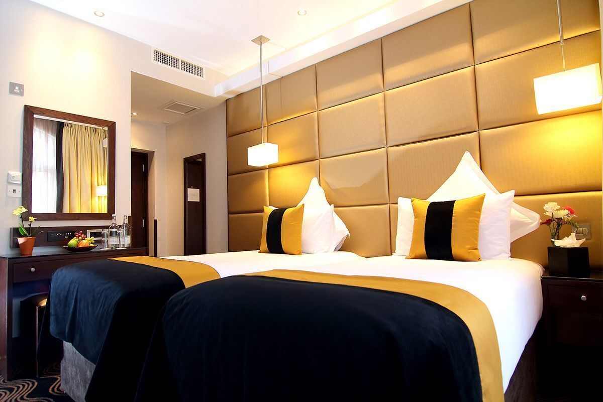 Premium bedding, minibar, in-room safe, desk