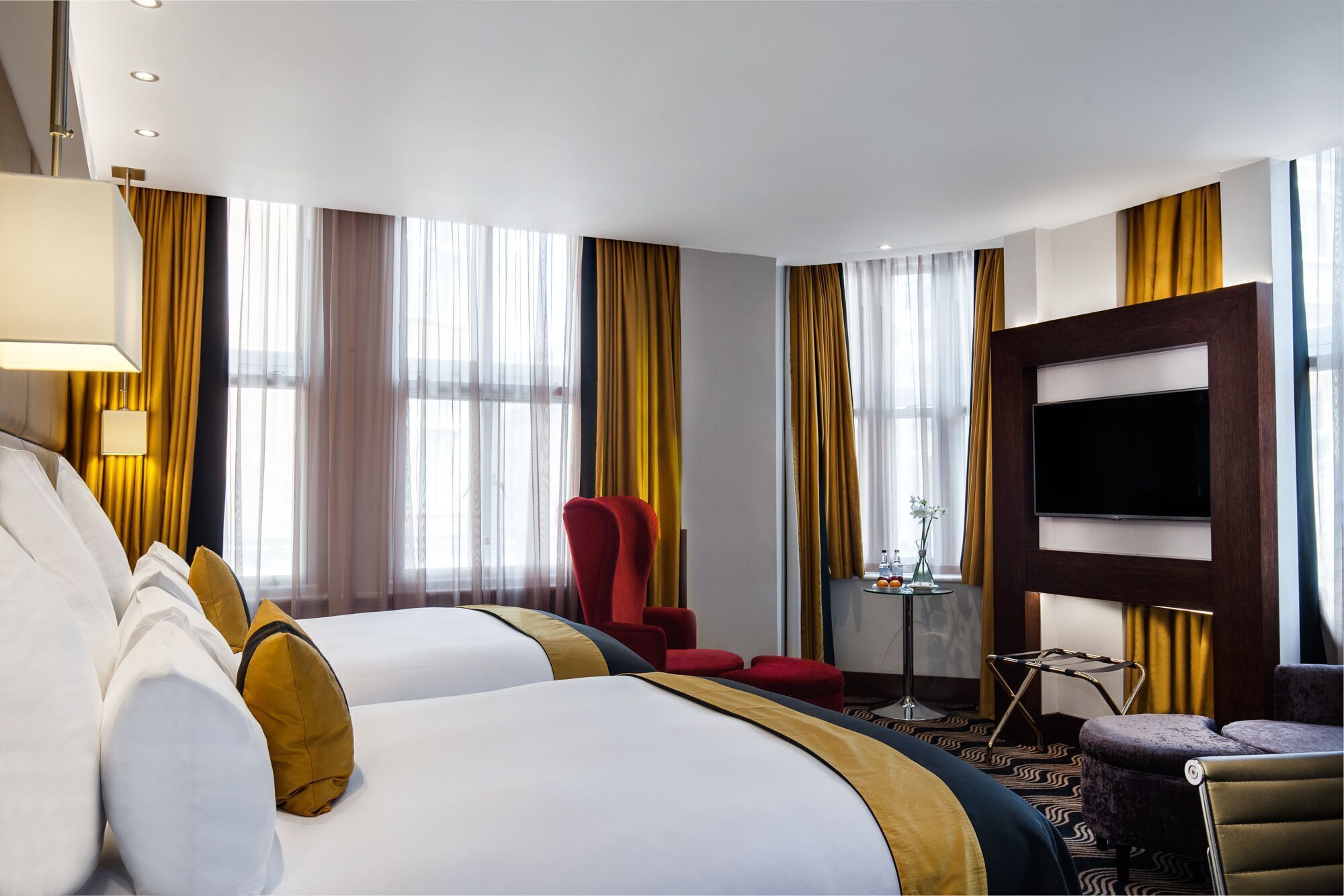 Premium bedding, minibar, in-room safe, desk