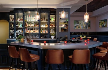 Breakfast, lunch and dinner served at Hotel Zoe Fishermans Wharf