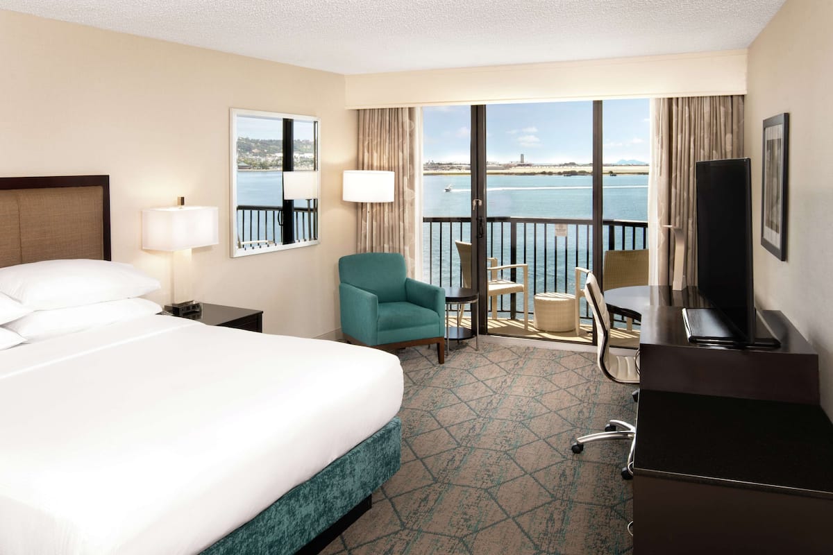 Premium bedding, pillowtop beds, minibar, in-room safe