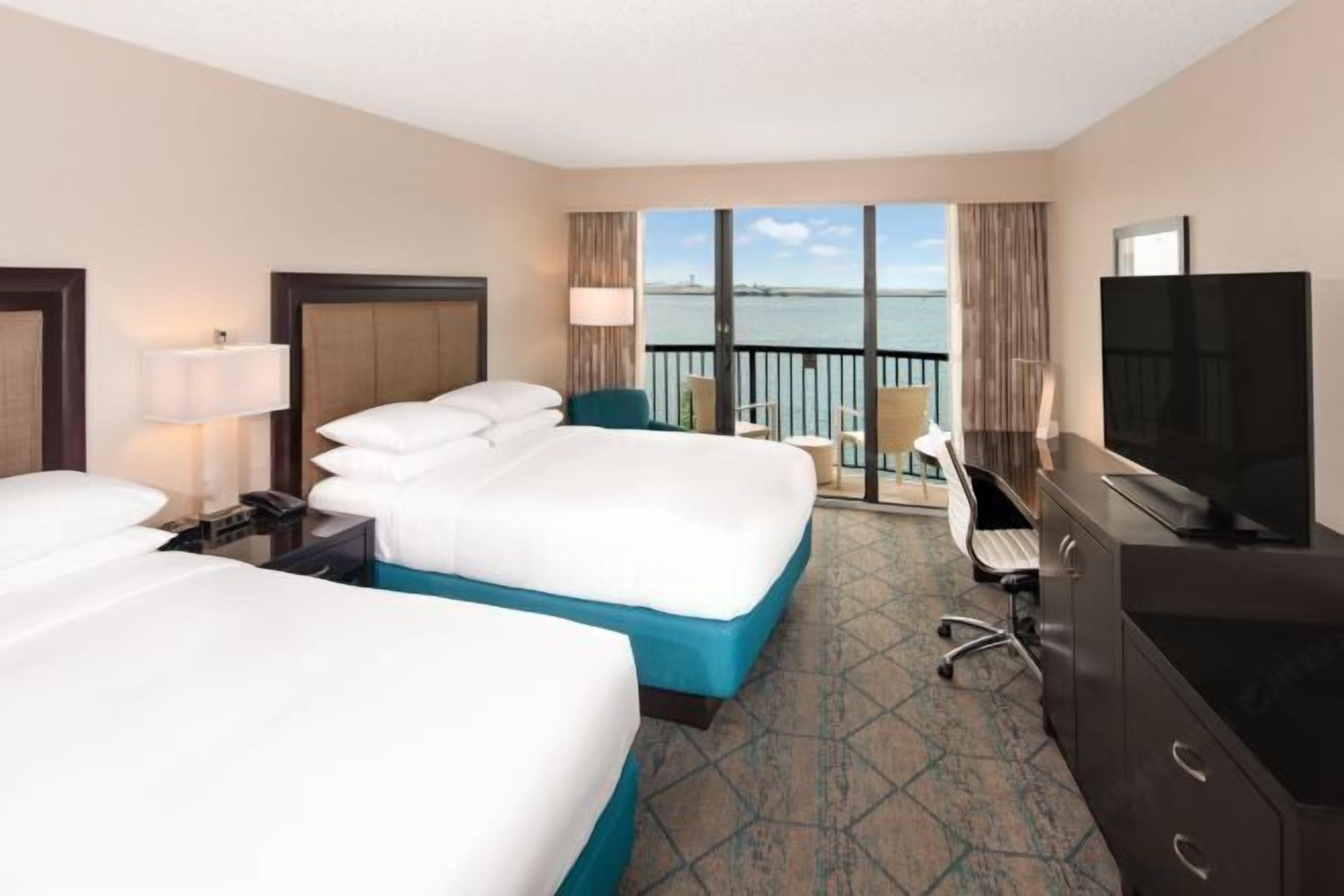 Premium bedding, pillowtop beds, minibar, in-room safe