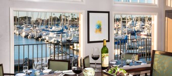 Hilton San Diego Airport/Harbor Island