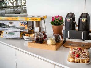 Breakfast, lunch and dinner served - Novotel Warszawa Centrum (Warsaw)