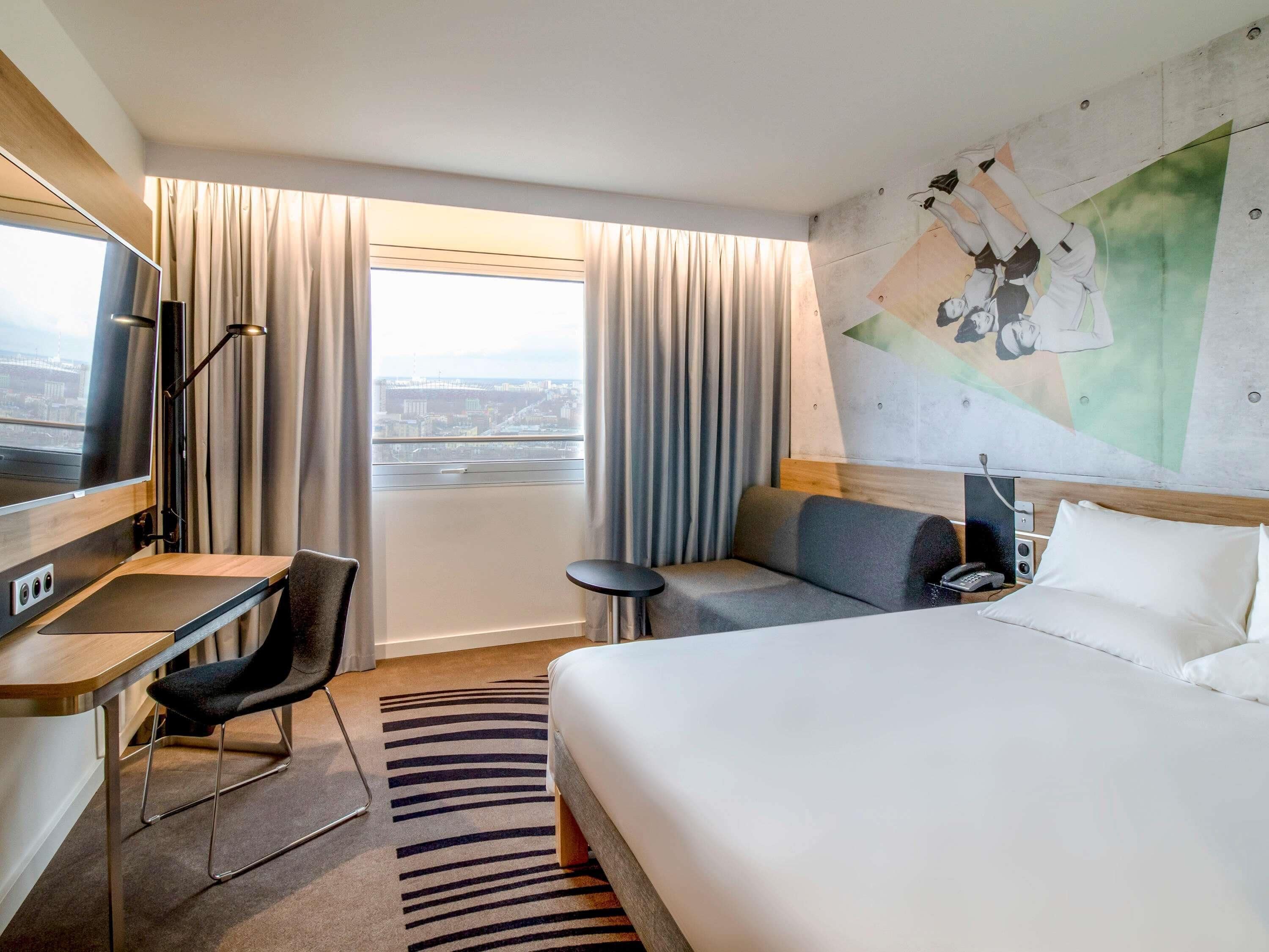 Superior Room, 1 Double Bed with Sofa bed | 1 bedroom, in-room safe, desk, soundproofing