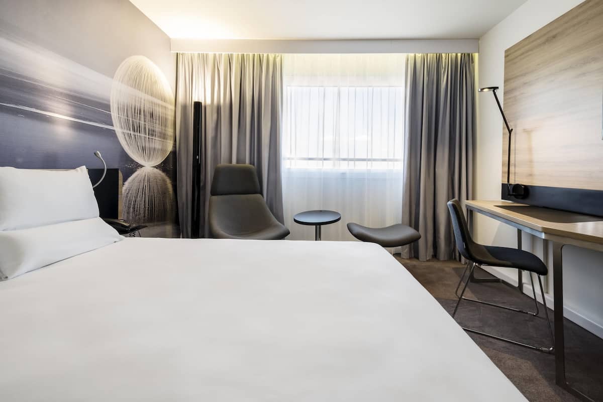Superior-Zimmer, 1 Doppelbett | 1 Schlafzimmer, Zimmersafe, Schreibtisch, schallisolierte Zimmer