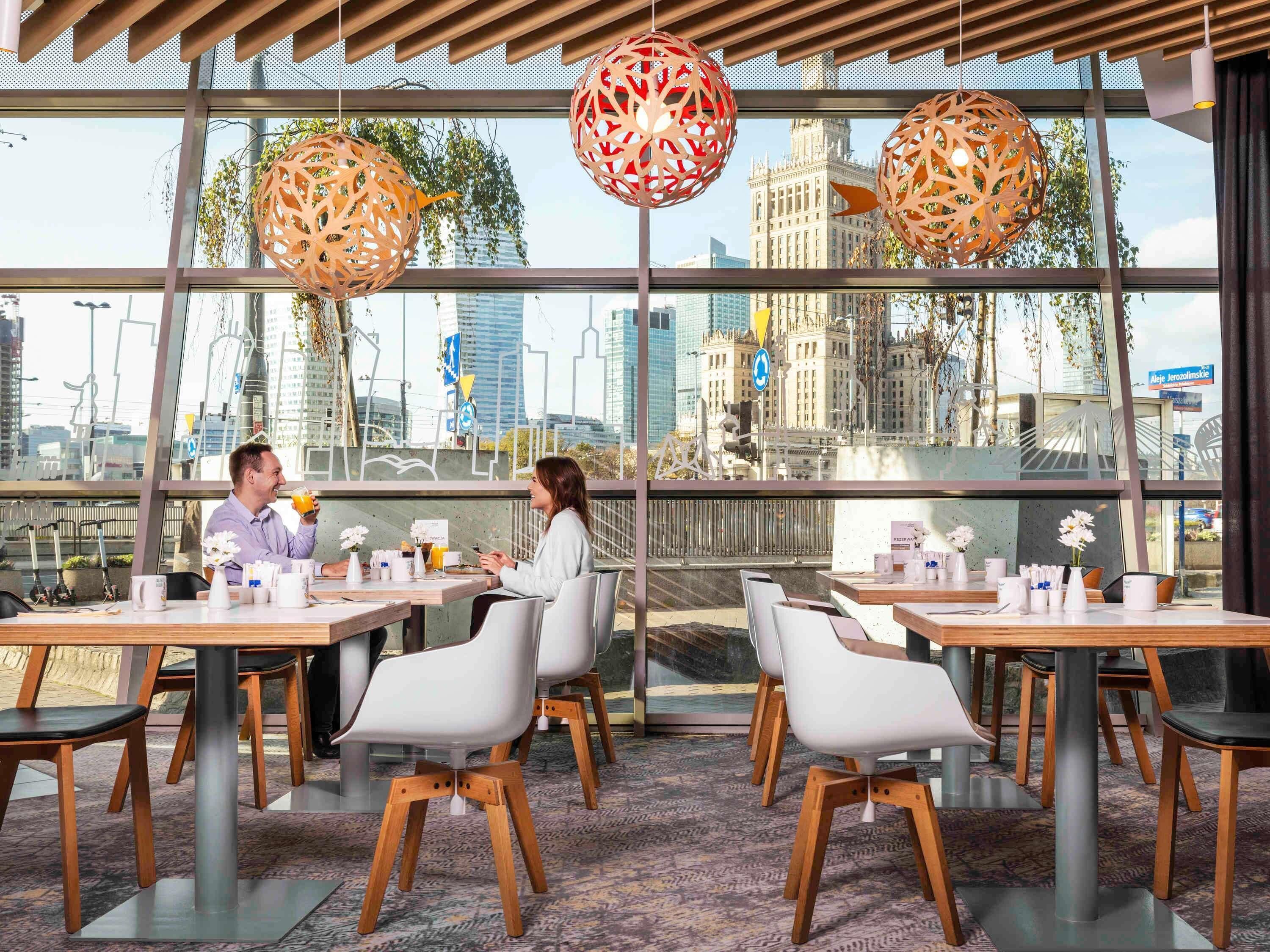 Breakfast, lunch, dinner served; international cuisine 