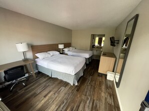 Caja de seguridad en la habitación y escritorio