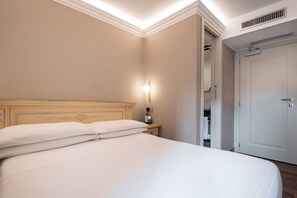 Double or Twin Room, Canal View - Hotel Cavalletto e Doge Orseolo (Venice)