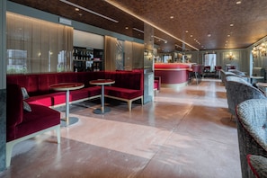 Bar (di hartanah)