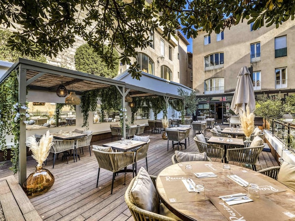 Bar (on property) - Mercure Pont d'Avignon Centre (Avignon)
