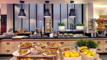 Daily buffet breakfast for a fee