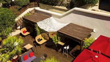 Bar (en la propiedad)