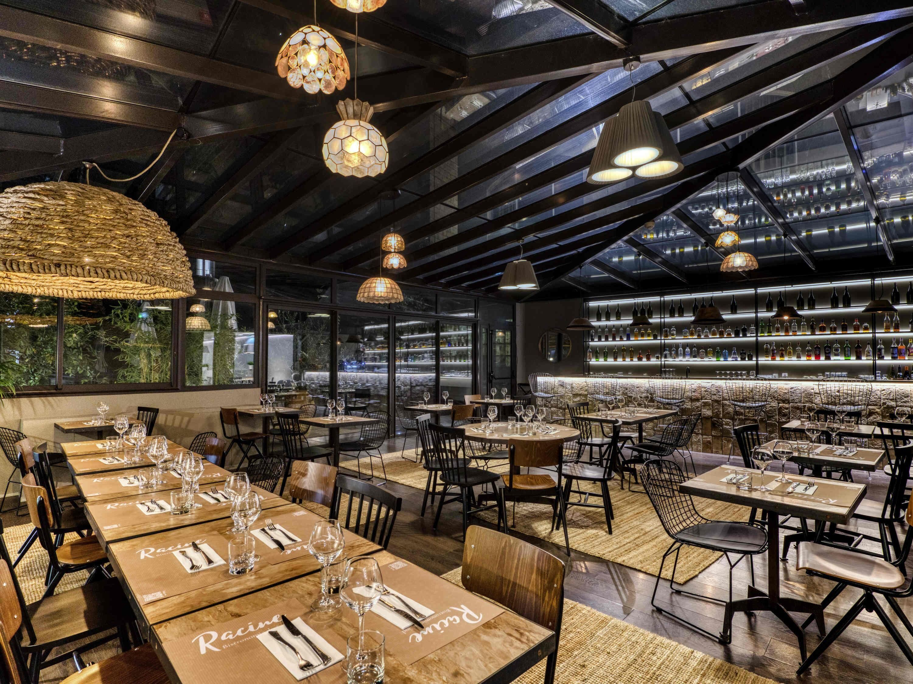 Lunch and dinner served, local cuisine