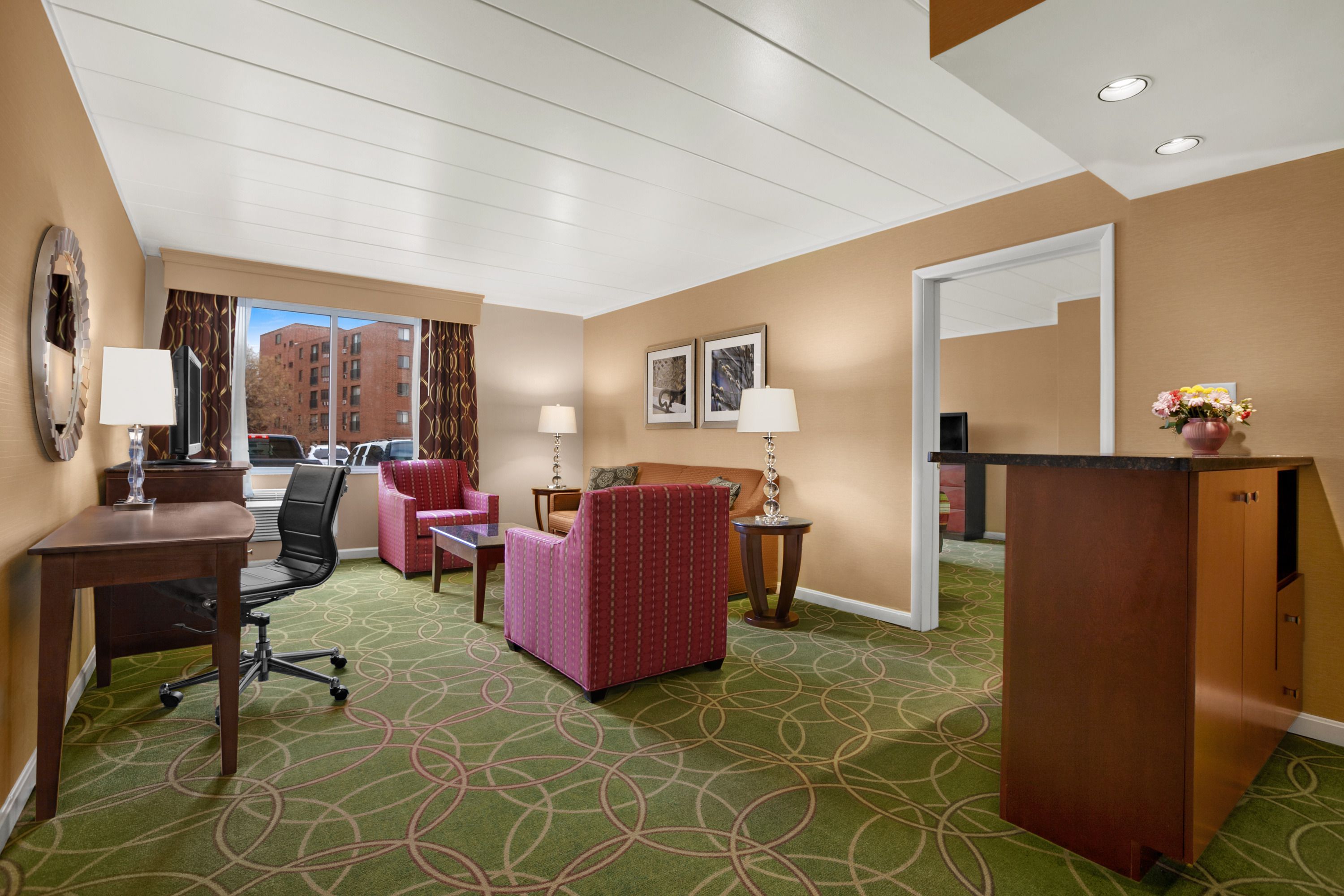 Suite, 1 King Bed, Non Smoking (One-Bedroom) | Living area | Flat-screen TV