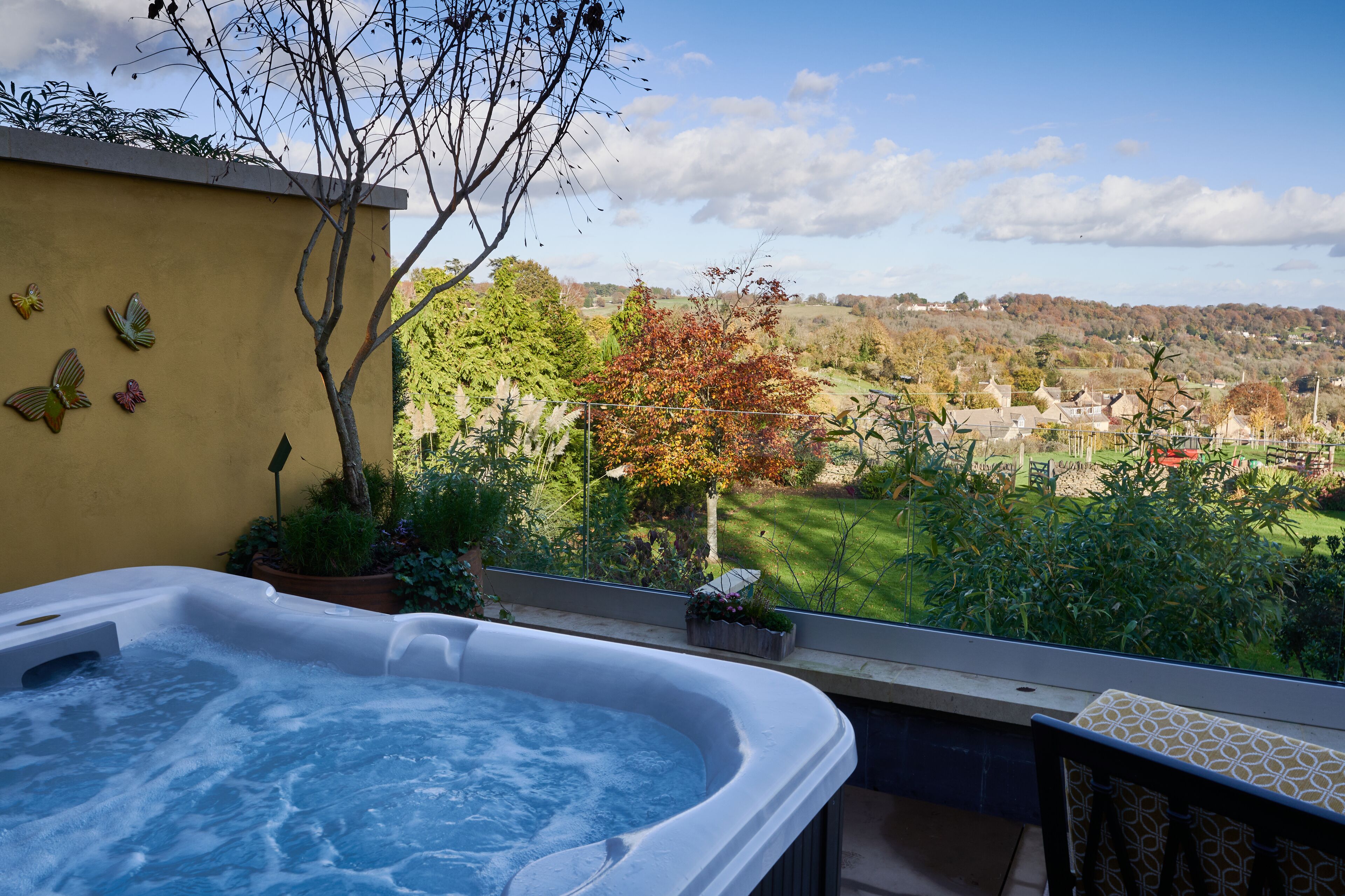 Mews Hot Tub Room | Private spa tub