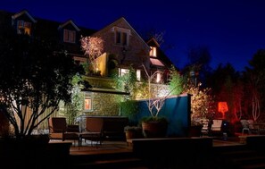 Mews Hot Tub Suite | Terrace/patio