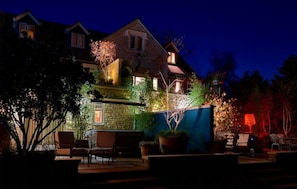 Mews Hot Tub Suite | Terrace/patio