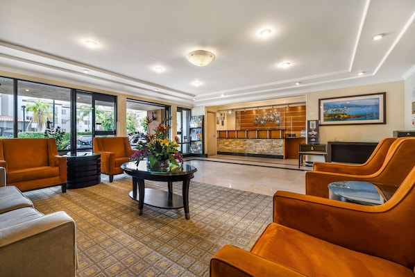 Lobby - Best Western Plus Orange County Airport North (Santa Ana)