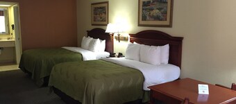 Econo Lodge Inn & Suites Eagle Pass