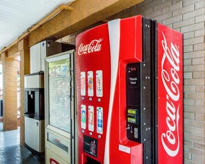 Property amenity - Econo Lodge Inn & Suites Eagle Pass (Eagle Pass)