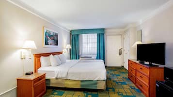 Room, 1 King Bed, Non Smoking, Bathtub (Mobility Accessible) | Premium bedding, desk, iron/ironing board, free cribs/infant beds