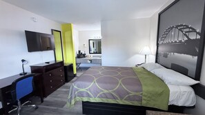 Double Room | Desk, iron/ironing board, free cribs/infant beds, rollaway beds