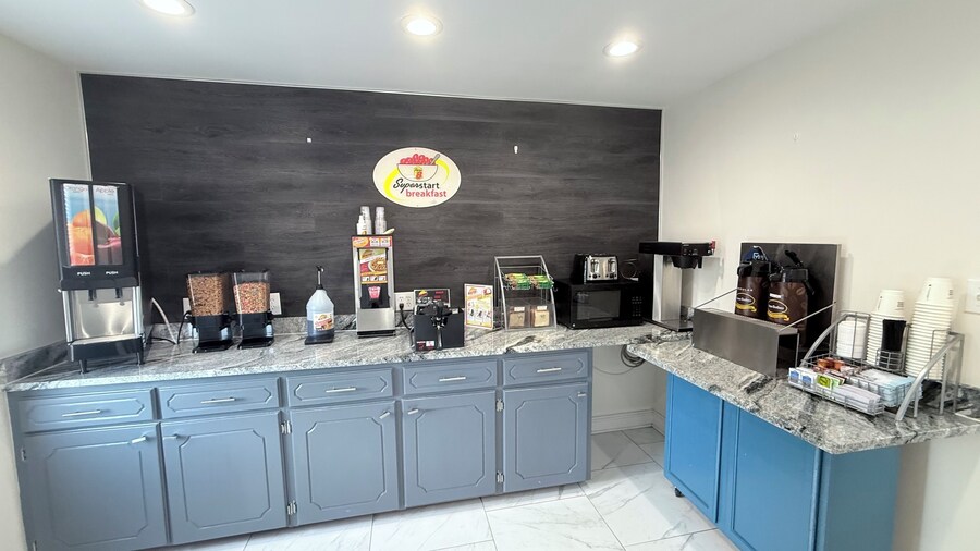 Super 8 by Wyndham Monticello AR