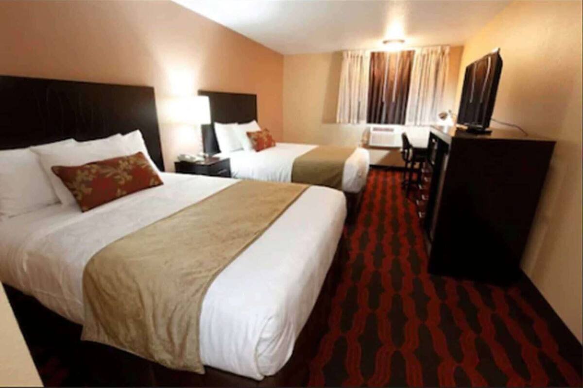 Pillowtop beds, rollaway beds, free WiFi, bed sheets