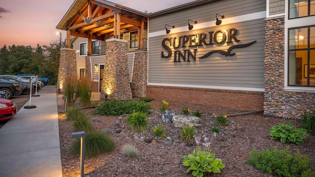 Unclassified image, 1 of 231, button - Best Western Plus Superior Inn (Grand Marais)