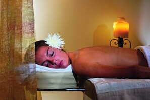 Massage - Mövenpick Hotel Zürich Regensdorf (Regensdorf)
