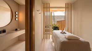 Salas de tratamientos para parejas, bañera de hidromasaje